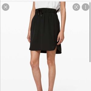 Lululemon On The Fly Skirt NWOT Sz 6 Black